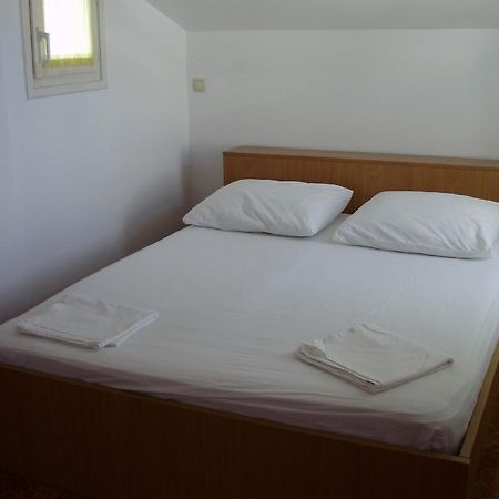 Cosmic Gate Apartments (Adults Only) Novalja Ngoại thất bức ảnh